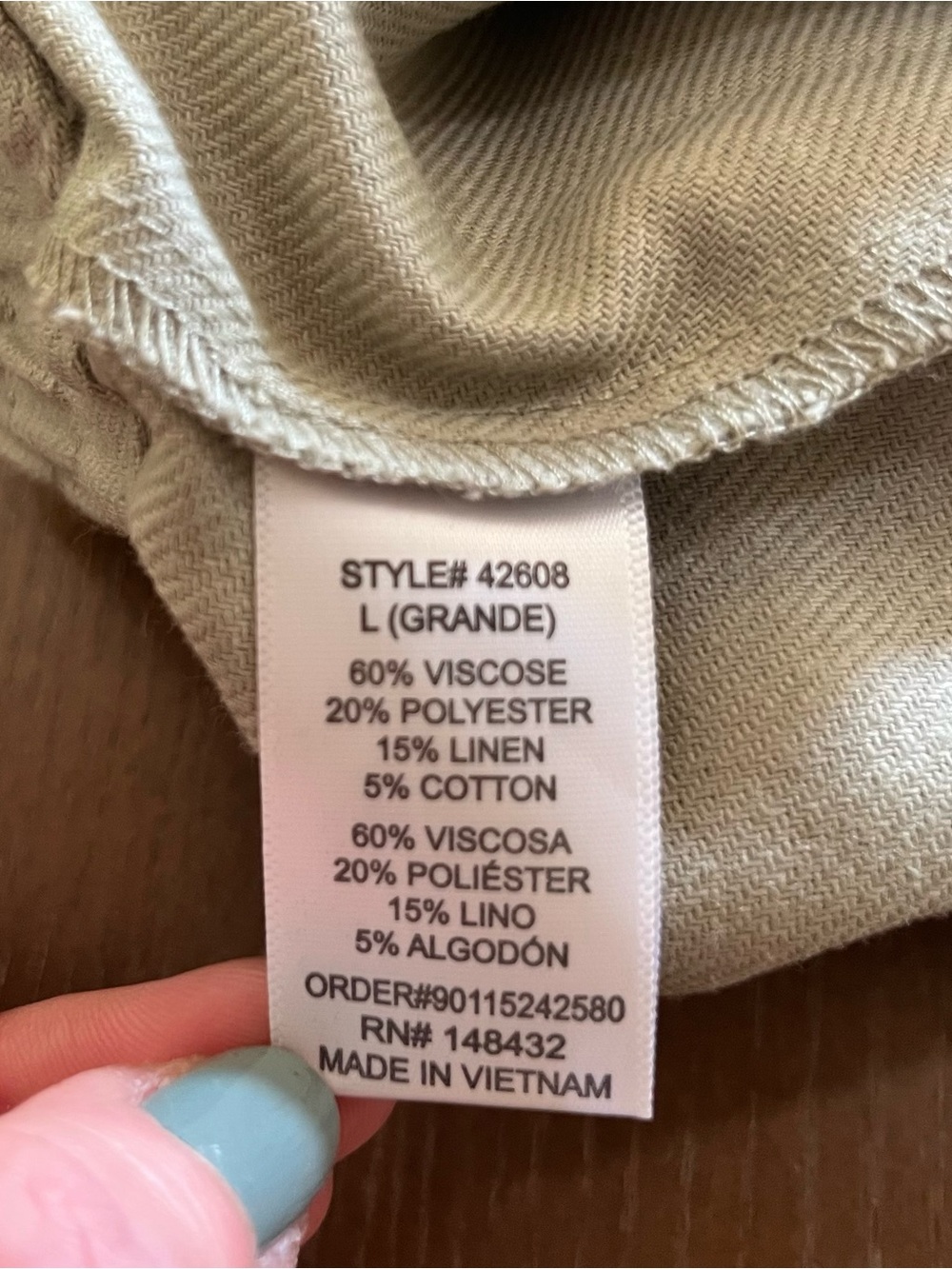 NWT Becool Light Sage Green Pleated Shorts - Women’s Size Large - Picture 7 of 8
